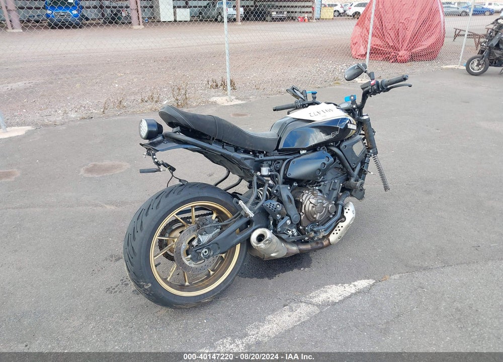 2024 YAMAHA MTM690 VIN: JYARM42E7RA000463