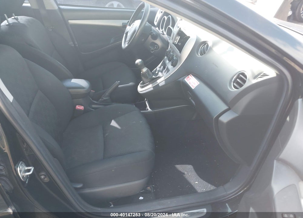 2010 TOYOTA MATRIX VIN: 2T1KU4EE4AC490295
