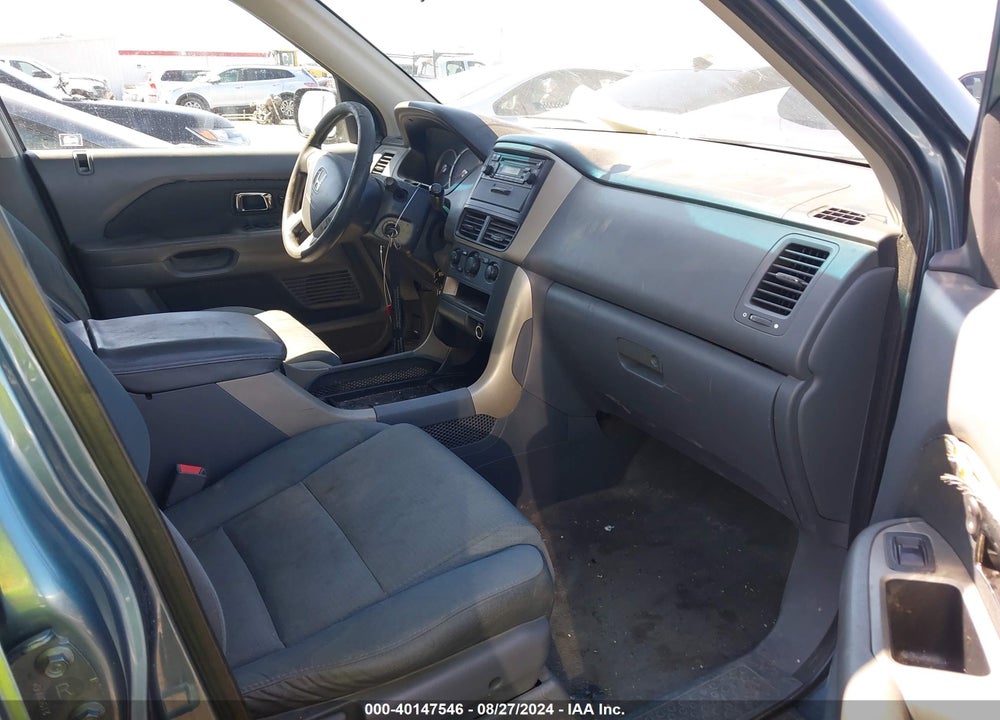 2007 HONDA PILOT LX VIN: 5FNYF28177B006626