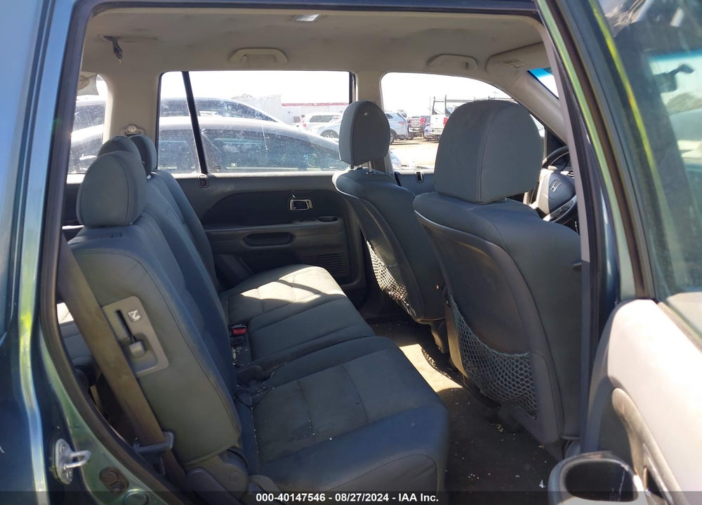 2007 HONDA PILOT LX VIN: 5FNYF28177B006626