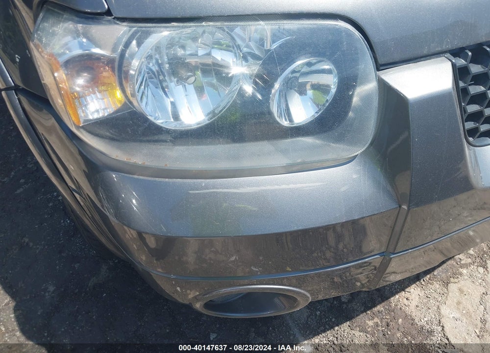 2005 FORD ESCAPE LIMITED VIN: 1FMCU04165KB09221