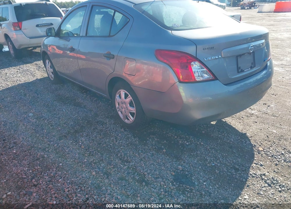 2014 NISSAN VERSA 1.6 S+ VIN: 3N1CN7AP5EL869130