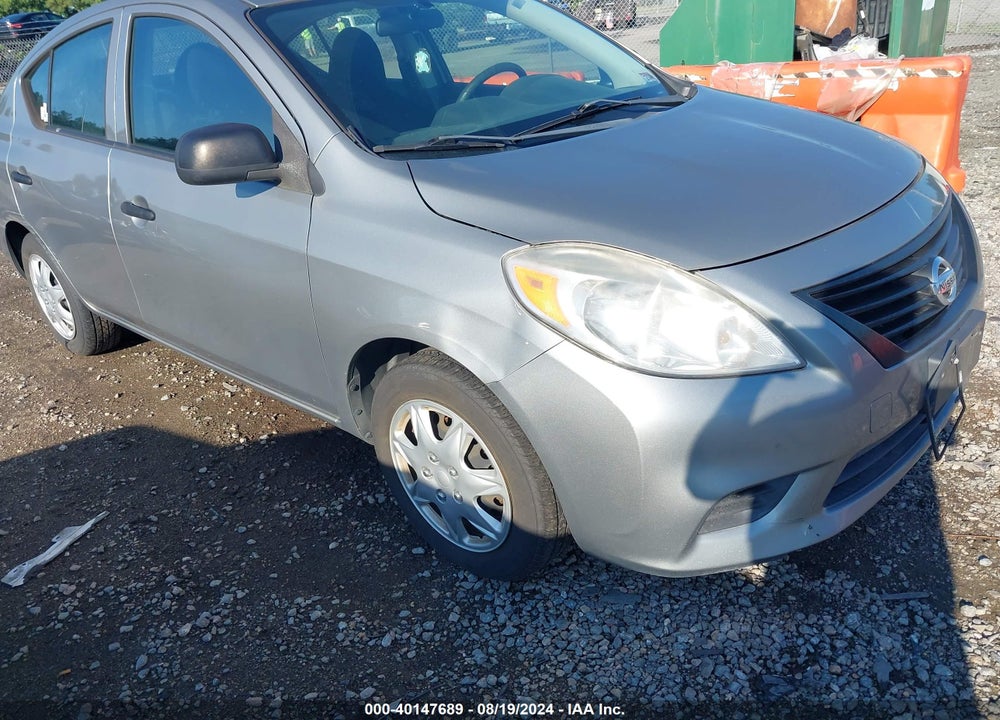 2014 NISSAN VERSA 1.6 S+ VIN: 3N1CN7AP5EL869130