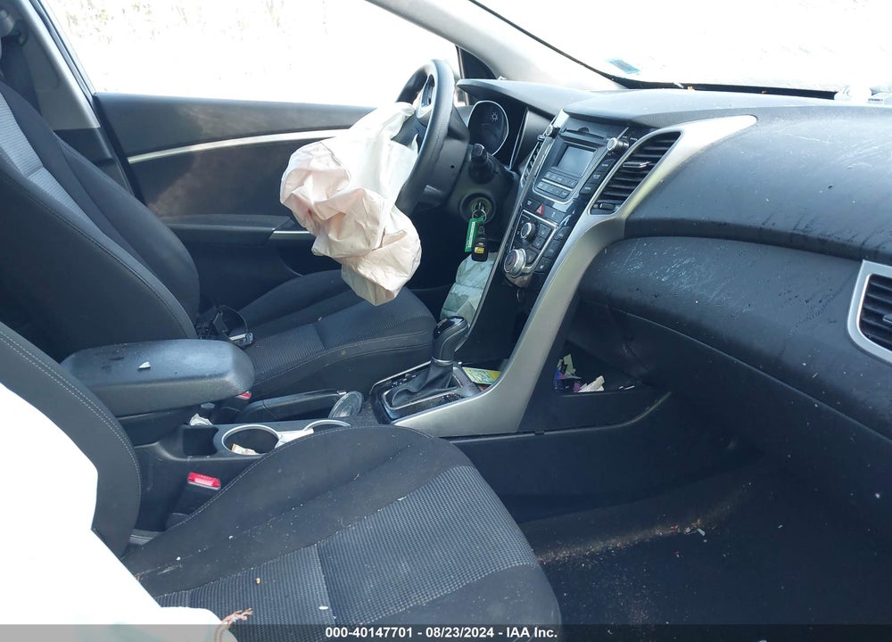 2016 HYUNDAI ELANTRA GT VIN: KMHD35LH6GU274261