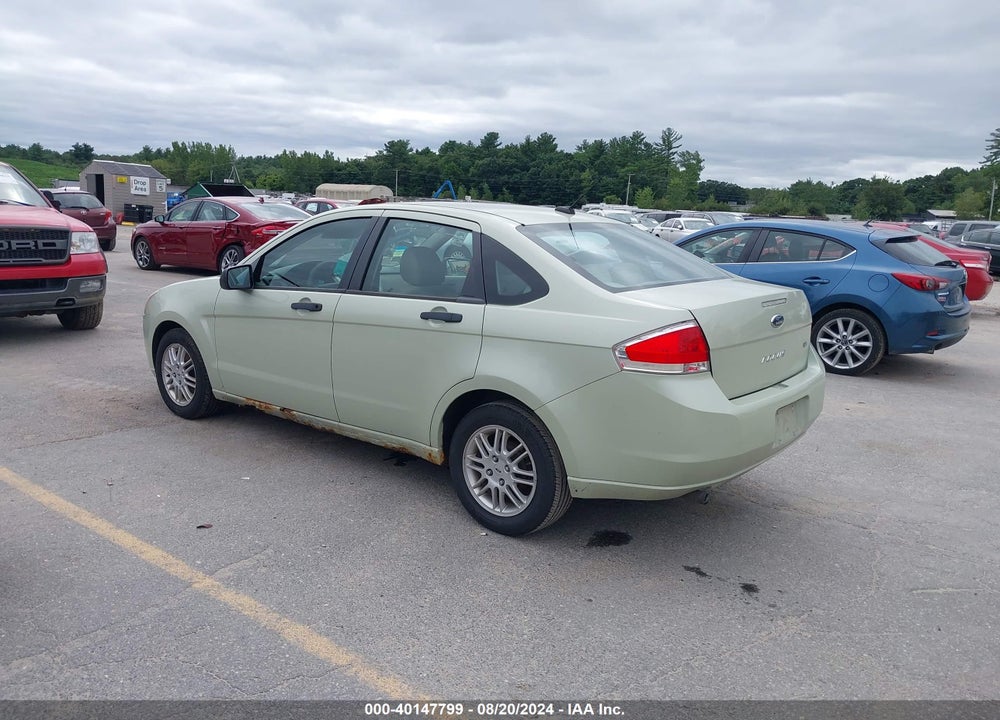2010 FORD FOCUS SE VIN: 1FAHP3FN9AW134707