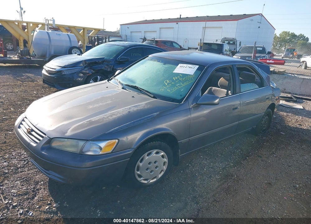 1997 TOYOTA CAMRY LE VIN: JT2BG22K1V0099331