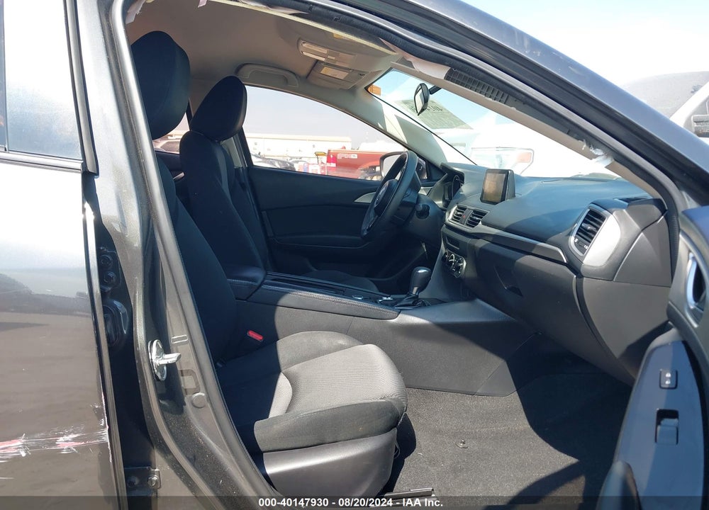 2017 MAZDA MAZDA3 VIN: JM1BN1U74H1103810