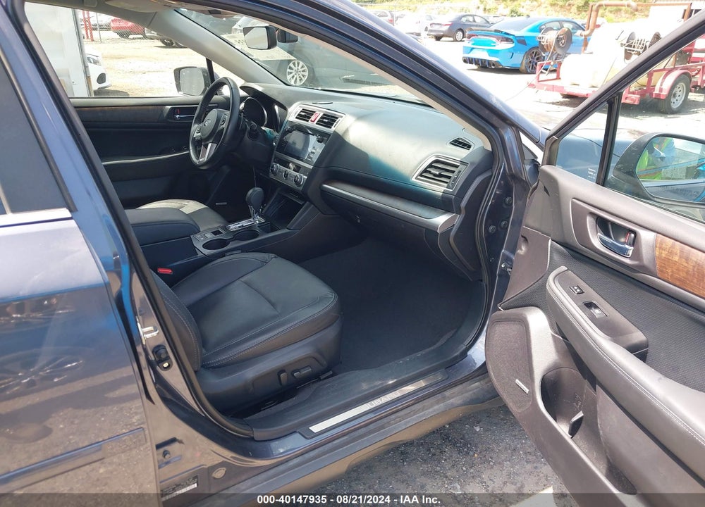 2017 SUBARU OUTBACK 3.6R LIMITED VIN: 4S4BSENC6H3208098
