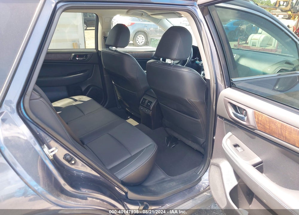 2017 SUBARU OUTBACK 3.6R LIMITED VIN: 4S4BSENC6H3208098