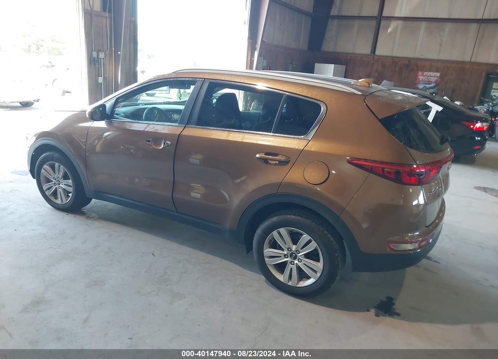 2019 KIA SPORTAGE LX VIN: KNDPMCAC6K7497496