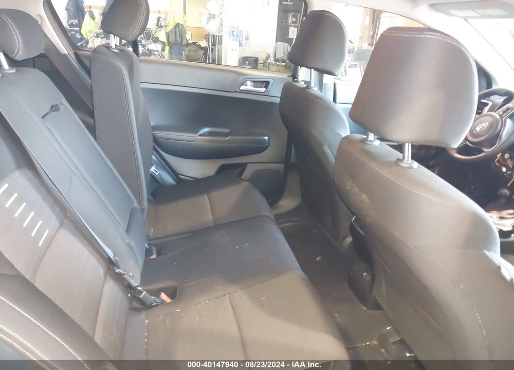 2019 KIA SPORTAGE LX VIN: KNDPMCAC6K7497496