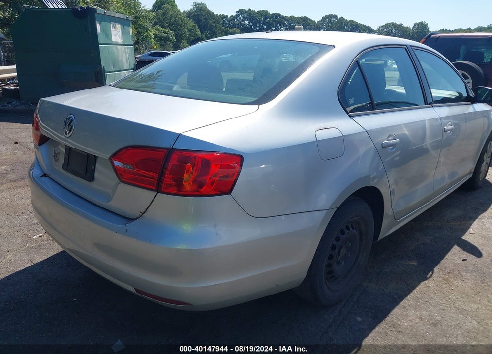 2013 VOLKSWAGEN JETTA 2.0L S VIN: 3VW1K7AJ0DM444347