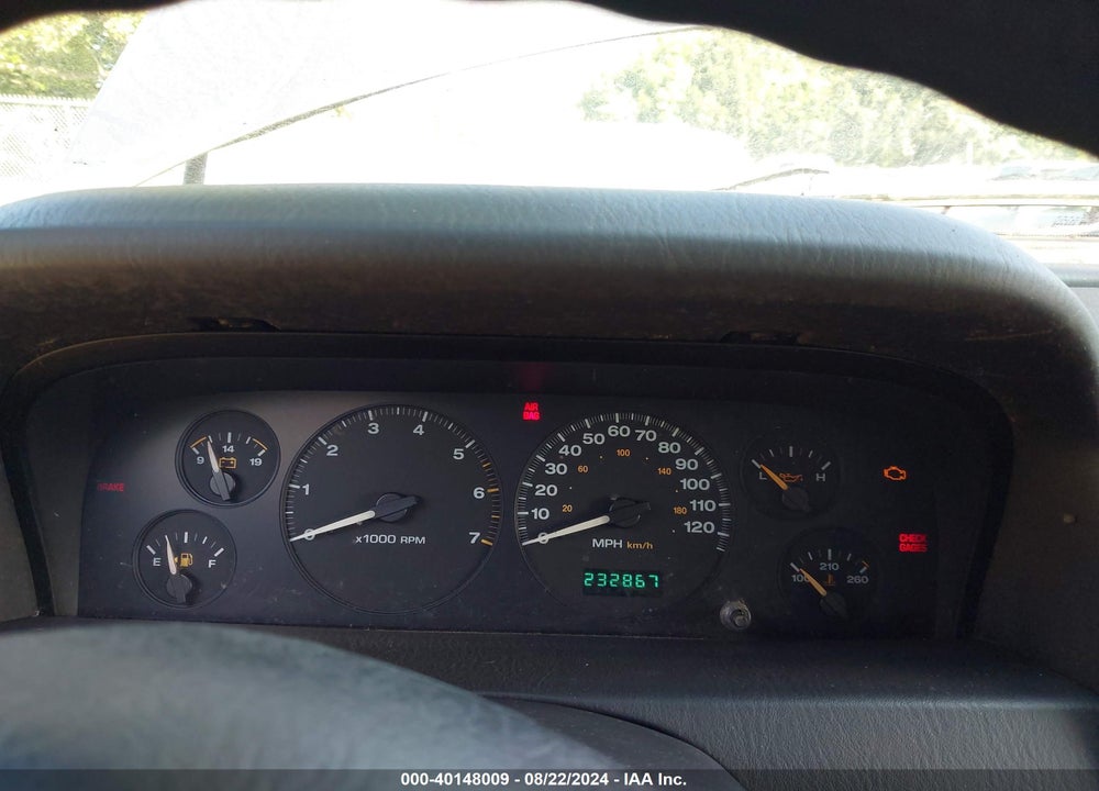 2002 JEEP GRAND CHEROKEE LAREDO VIN: 1J4GW48S72C221939