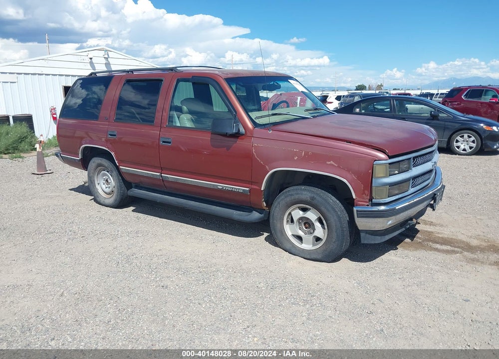 1998 CHEVROLET TAHOE LS VIN: 1GNEK13R6WR110188