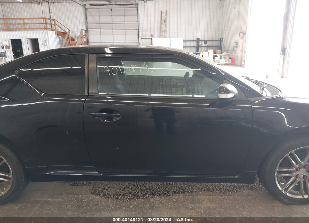 2011 SCION TC VIN: JTKJF5C72B3014436