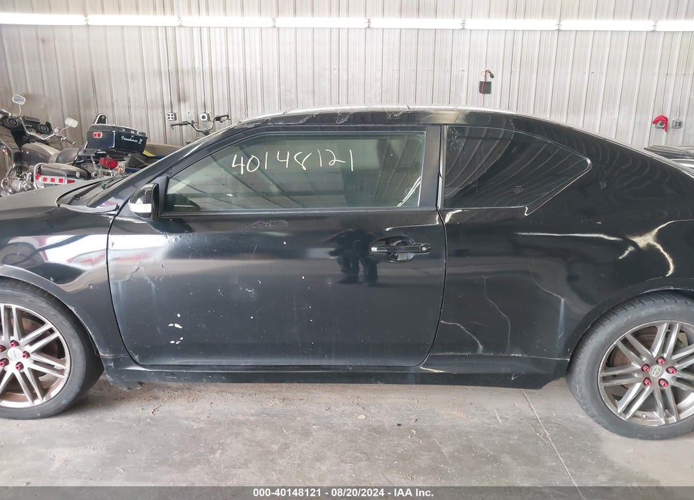 2011 SCION TC VIN: JTKJF5C72B3014436