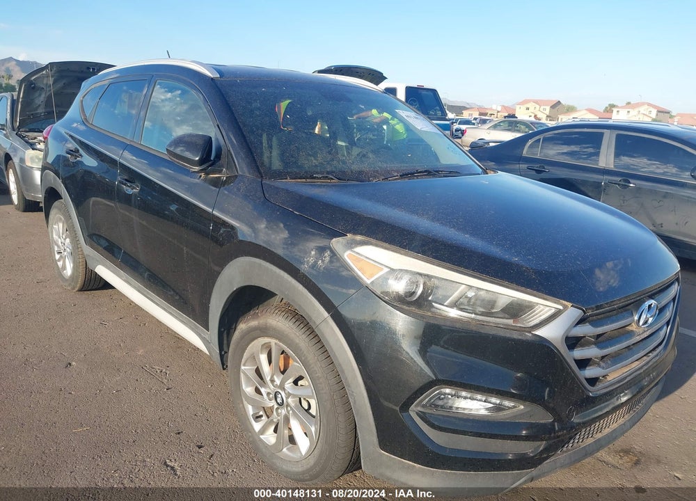 2017 HYUNDAI TUCSON SE VIN: KM8J33A49HU453175