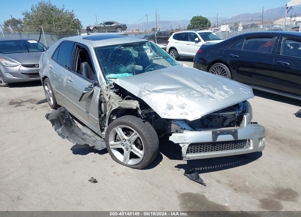 2002 LEXUS IS 300 VIN: JTHBD192420043975