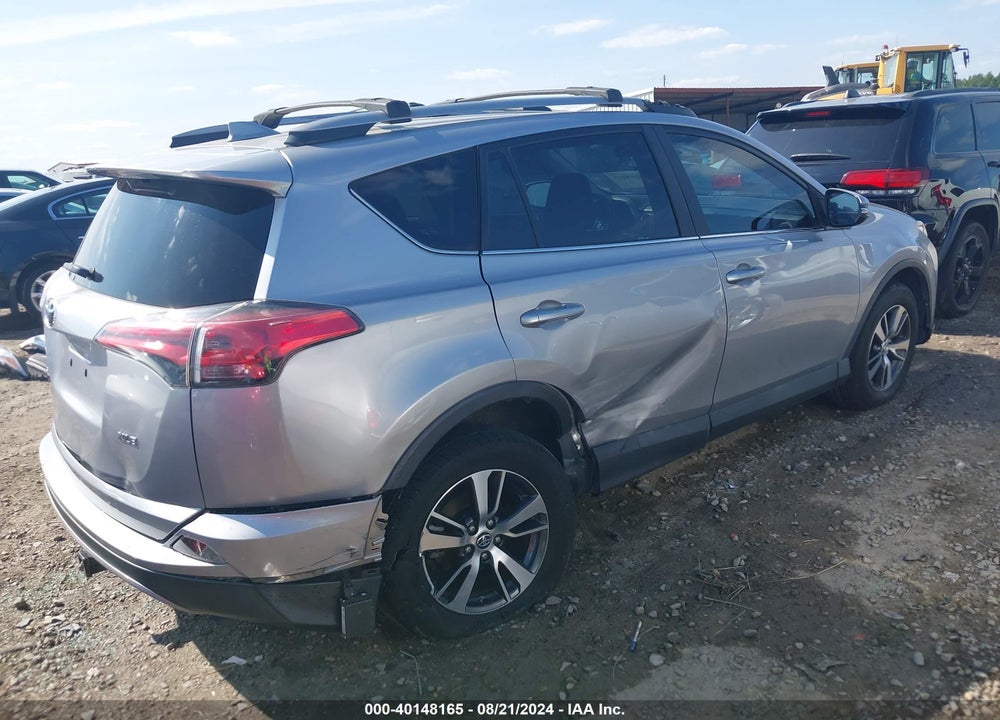 2018 TOYOTA RAV4 XLE VIN: 2T3WFREV1JW434653