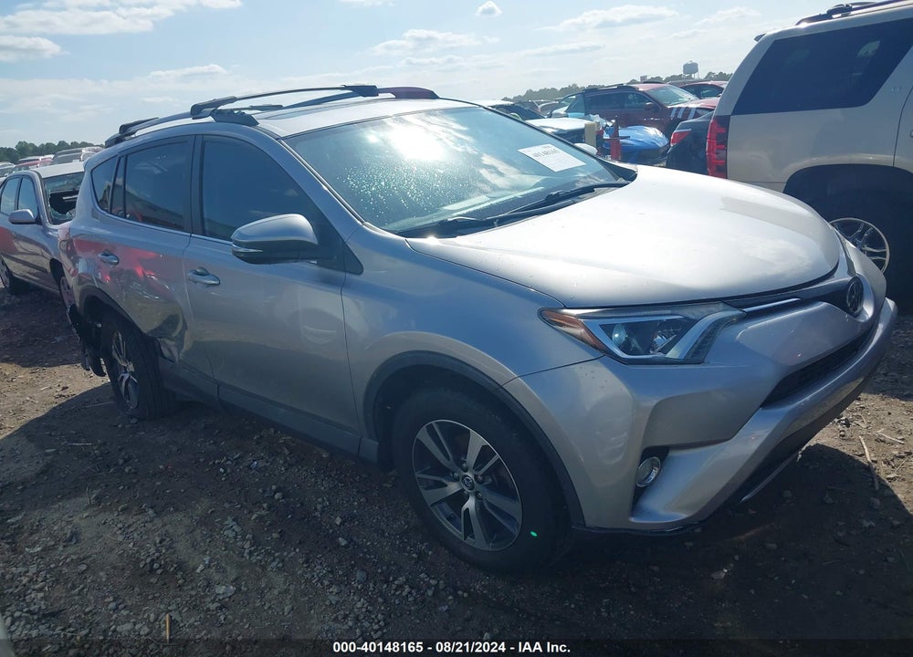 2018 TOYOTA RAV4 XLE VIN: 2T3WFREV1JW434653