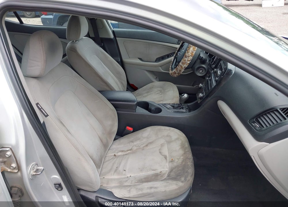 2011 KIA OPTIMA LX VIN: KNAGM4A74B5174632
