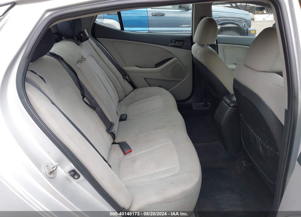 2011 KIA OPTIMA LX VIN: KNAGM4A74B5174632