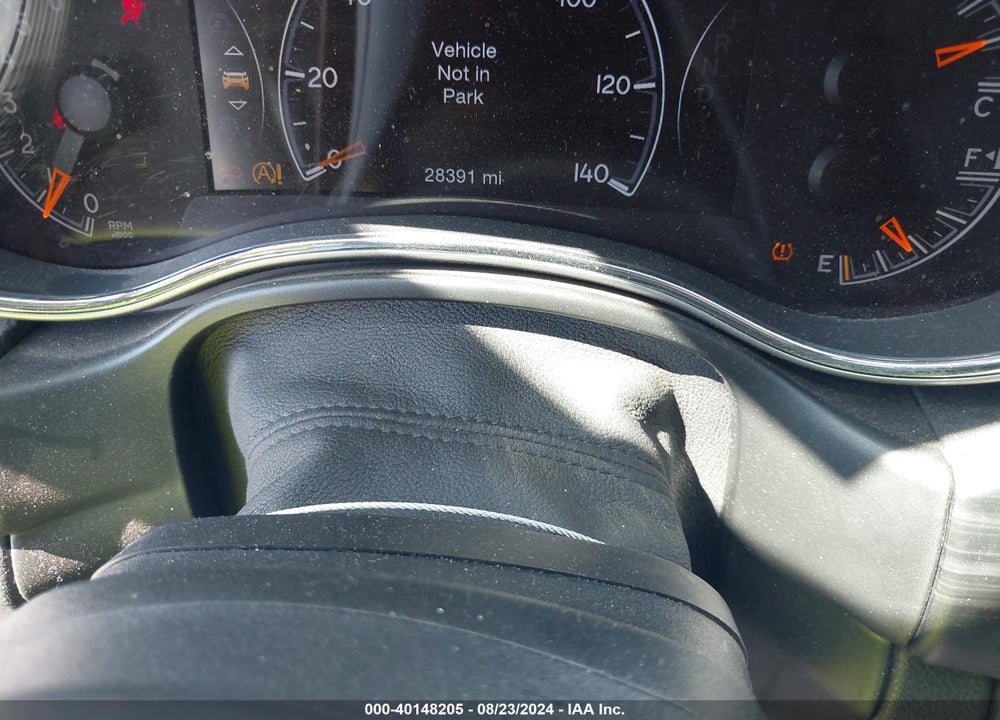 2019 JEEP GRAND CHEROKEE ALTITUDE 4X4 VIN: 1C4RJFAG9KC818329