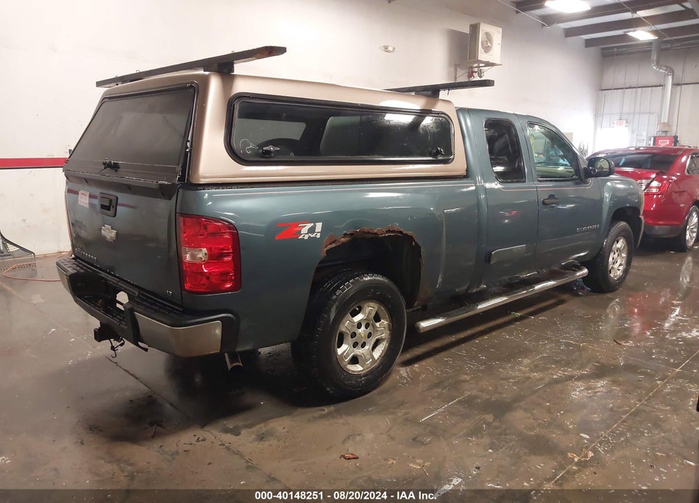 2007 CHEVROLET SILVERADO 1500 LT1 VIN: 2GCEK19J171642260