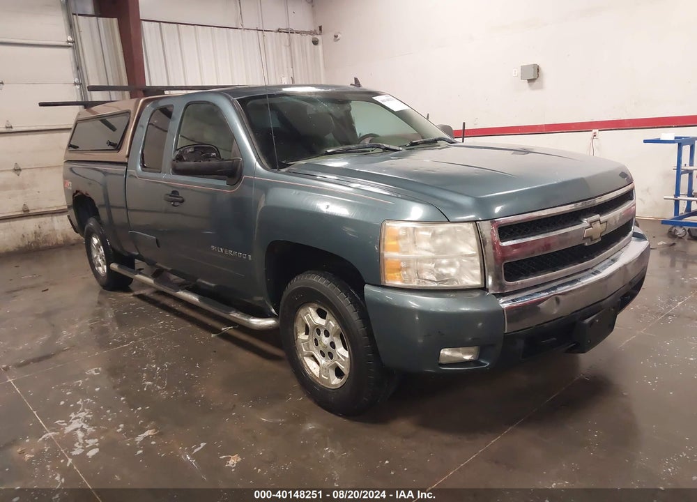 2007 CHEVROLET SILVERADO 1500 LT1 VIN: 2GCEK19J171642260