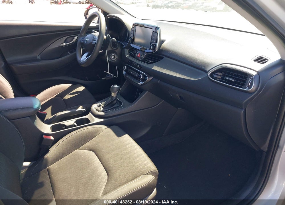 2018 HYUNDAI ELANTRA GT VIN: KMHH35LE3JU055109