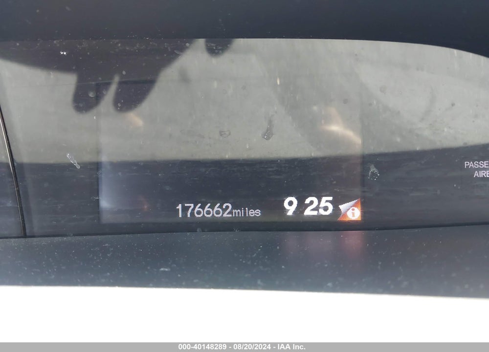 2012 HONDA CIVIC HF VIN: 2HGFB2F60CH523208
