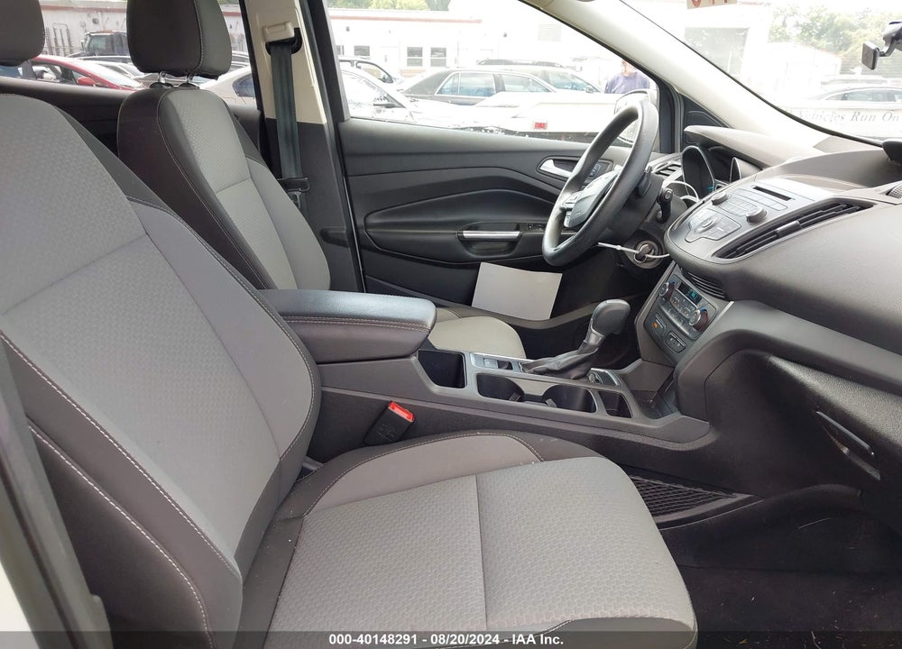 2017 FORD ESCAPE SE VIN: 1FMCU9GD0HUD77992