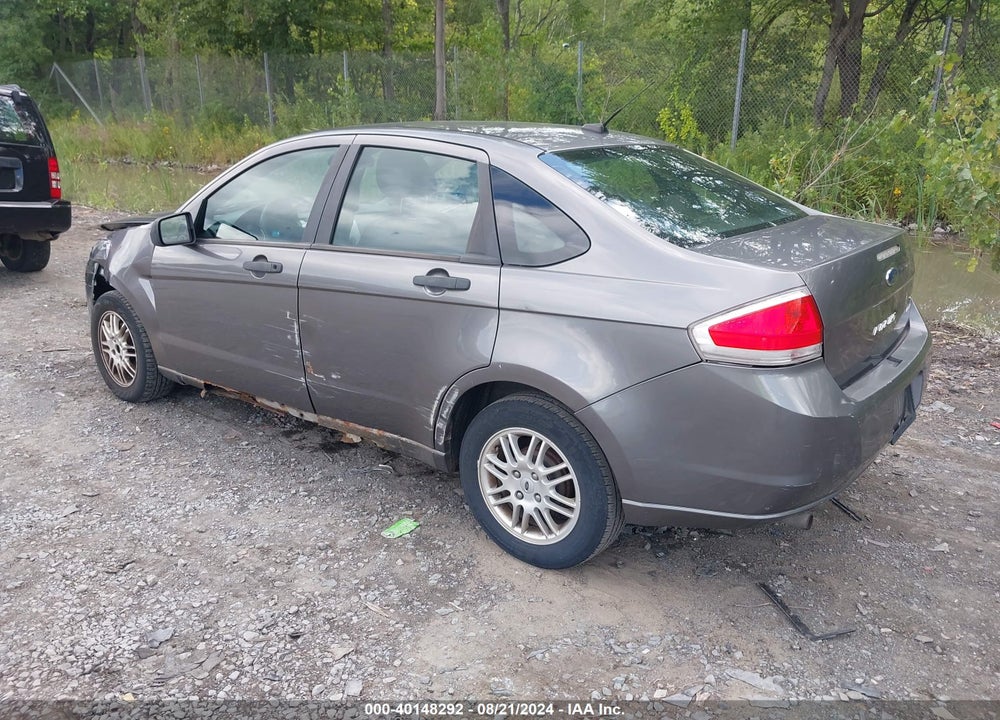 2010 FORD FOCUS SE VIN: 1FAHP3FN4AW258030