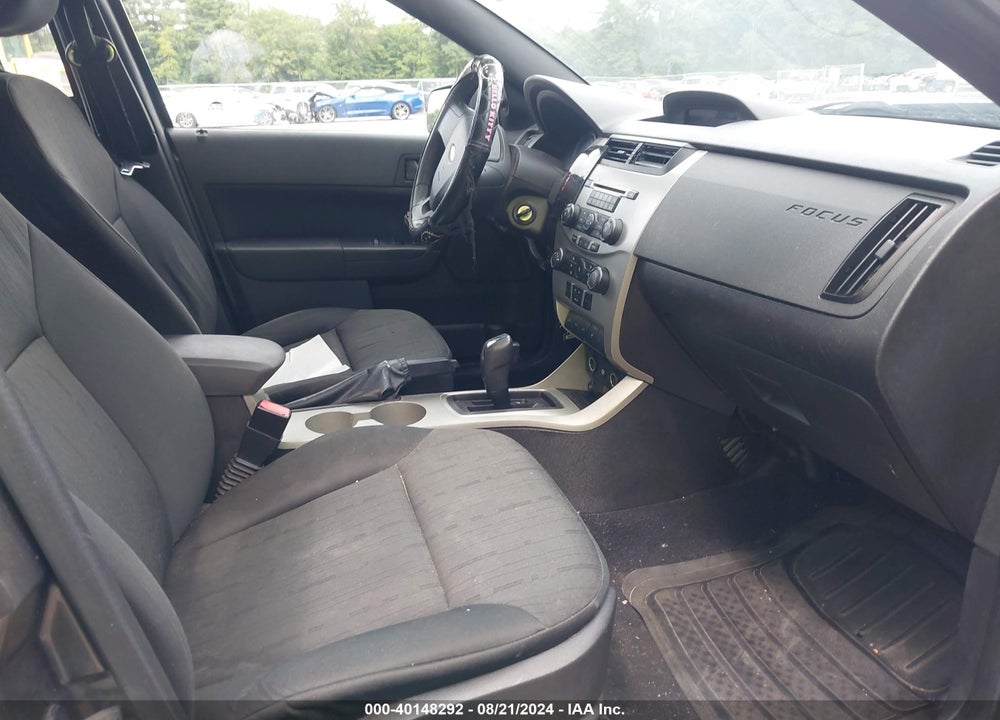 2010 FORD FOCUS SE VIN: 1FAHP3FN4AW258030