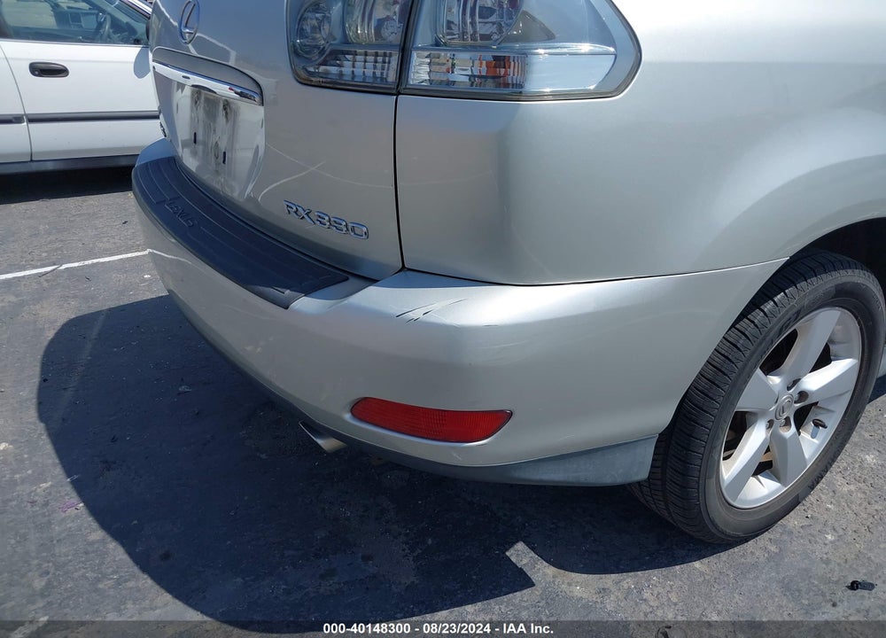 2004 LEXUS RX 330 VIN: JTJGA31U740010476