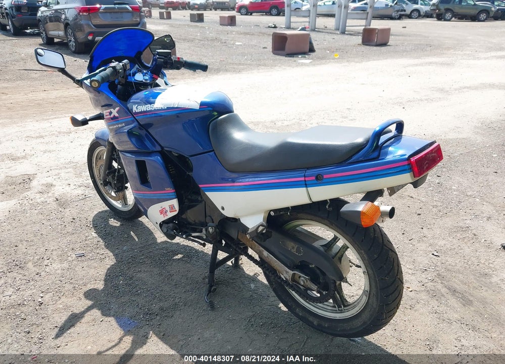 1990 KAWASAKI EX500 VIN: JKAEXVA10LA033756