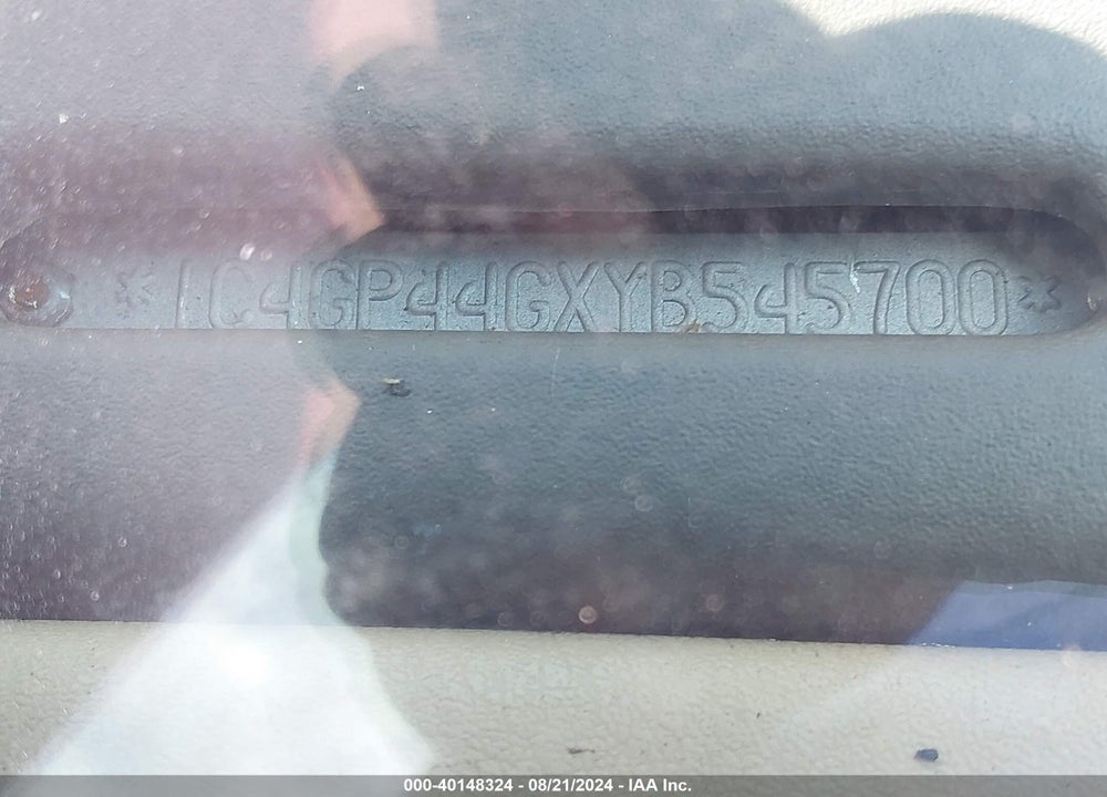 2000 CHRYSLER TOWN & COUNTRY LX VIN: 1C4GP44GXYB545700