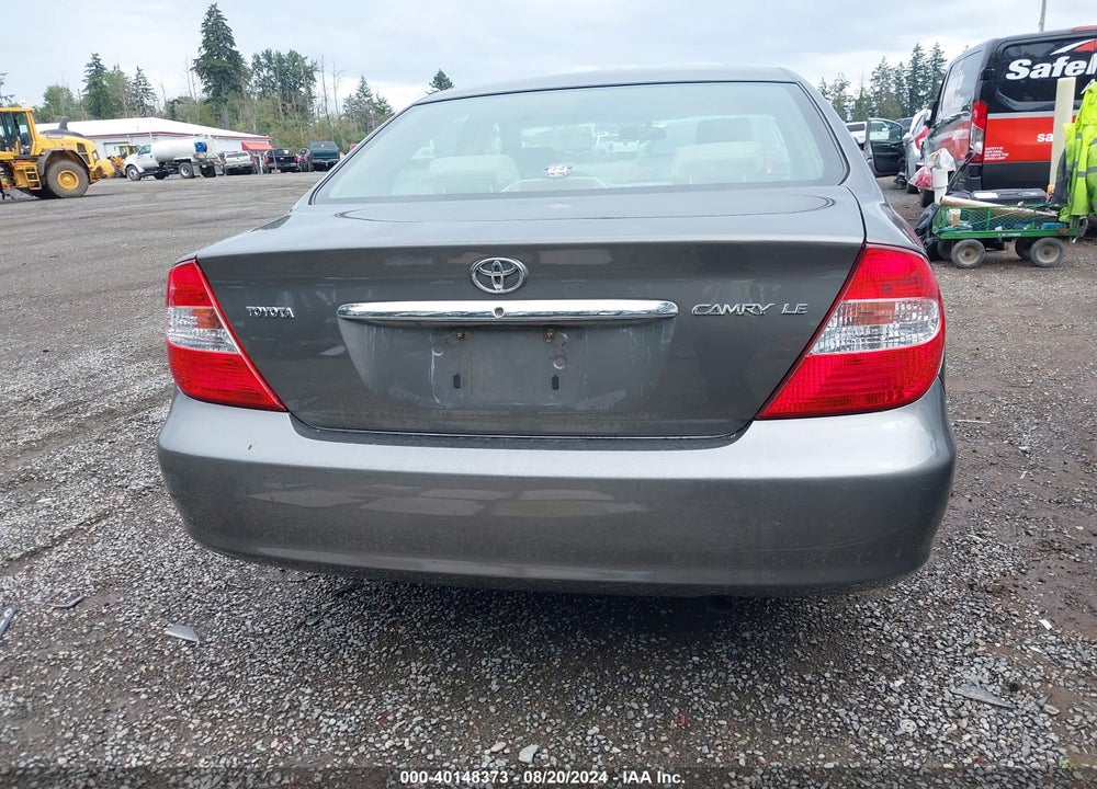 2004 TOYOTA CAMRY LE VIN: JTDBE32K540276500