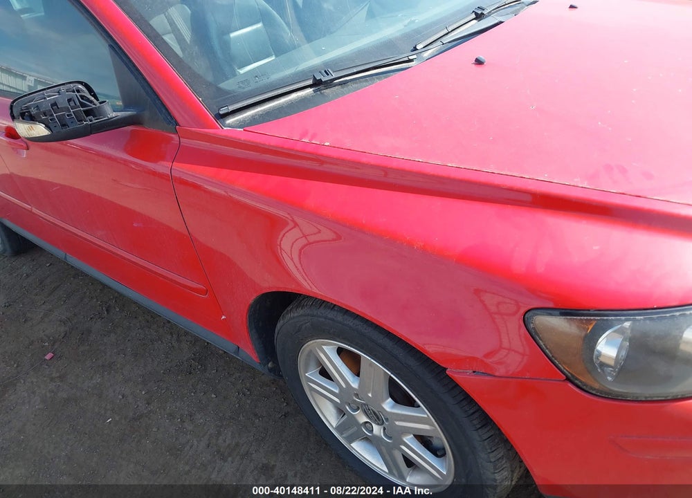 2004 VOLVO S40 T5 VIN: YV1MS682842010803