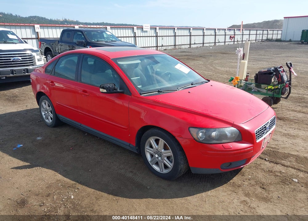 2004 VOLVO S40 T5 VIN: YV1MS682842010803