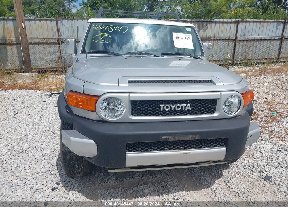 2007 TOYOTA FJ CRUISER VIN: JTEBU11F170086821