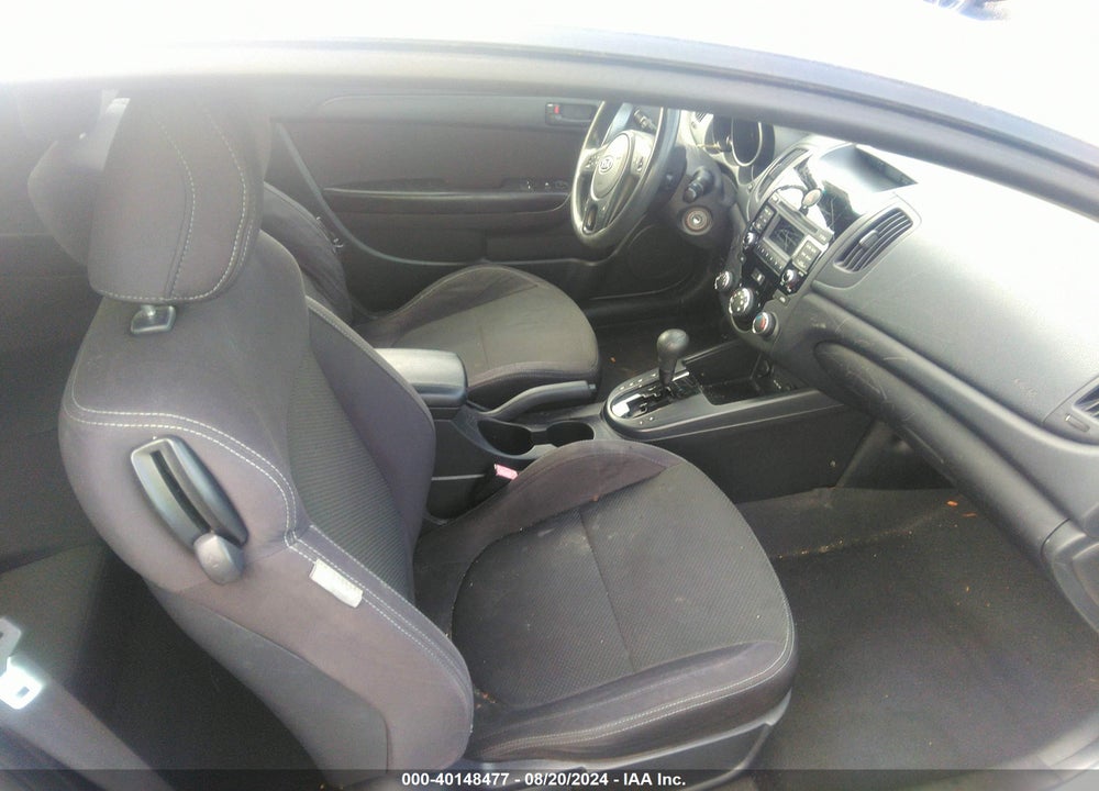 2010 KIA FORTE KOUP EX VIN: KNAFU6A20A5182284