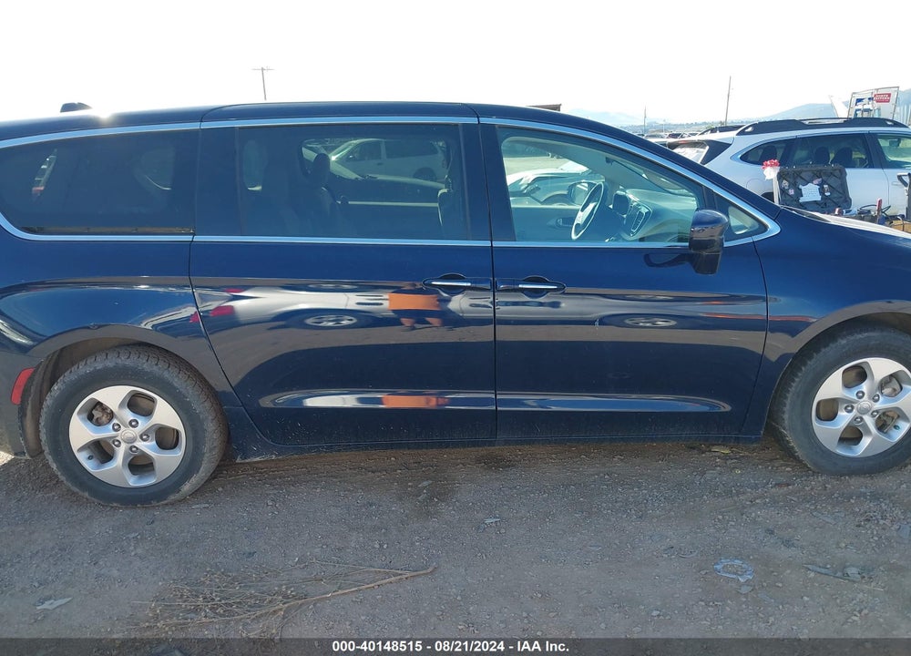 2018 CHRYSLER PACIFICA HYBRID TOURING PLUS VIN: 2C4RC1H79JR116021