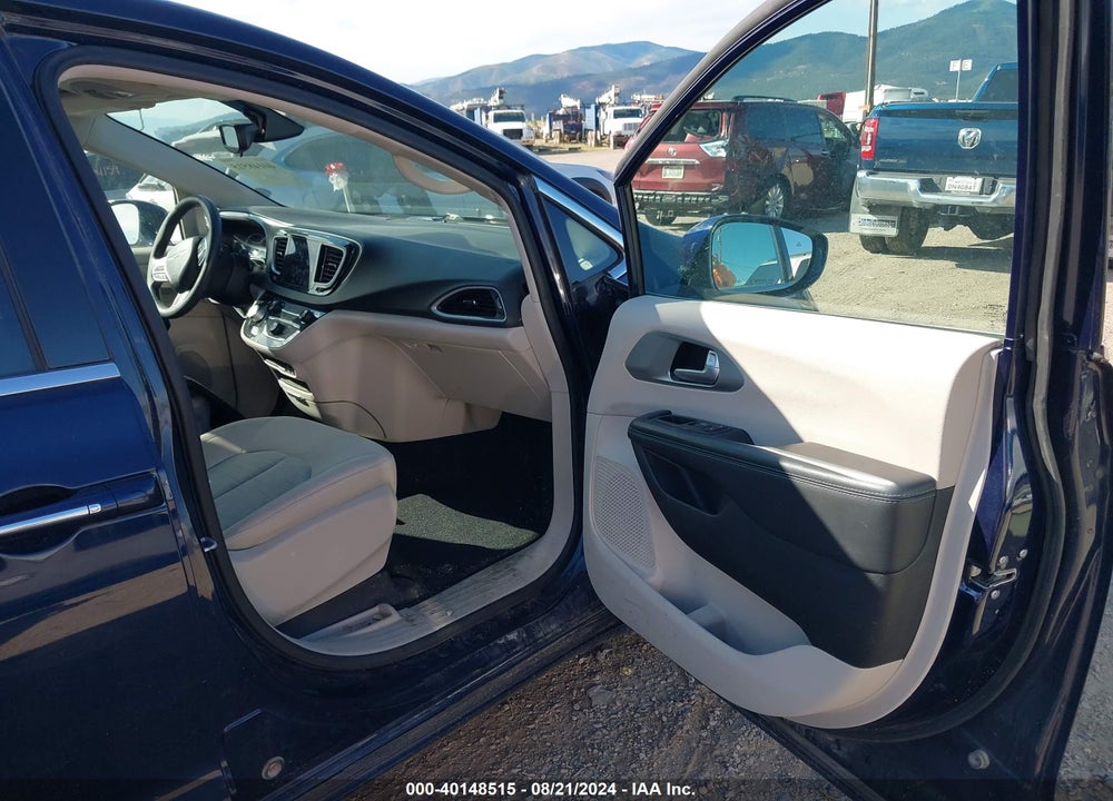 2018 CHRYSLER PACIFICA HYBRID TOURING PLUS VIN: 2C4RC1H79JR116021
