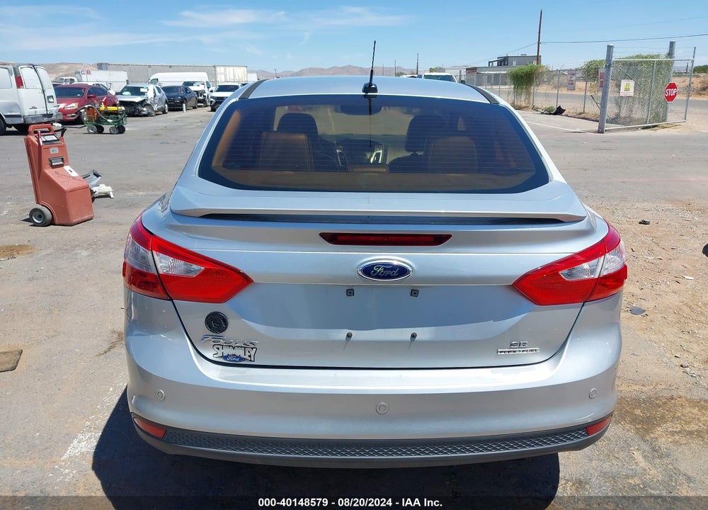 2014 FORD FOCUS SE VIN: 1FADP3F22EL117629