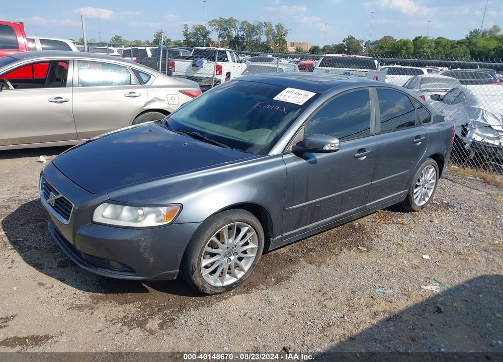 2009 VOLVO S40 2.4I VIN: YV1MS382X92461480