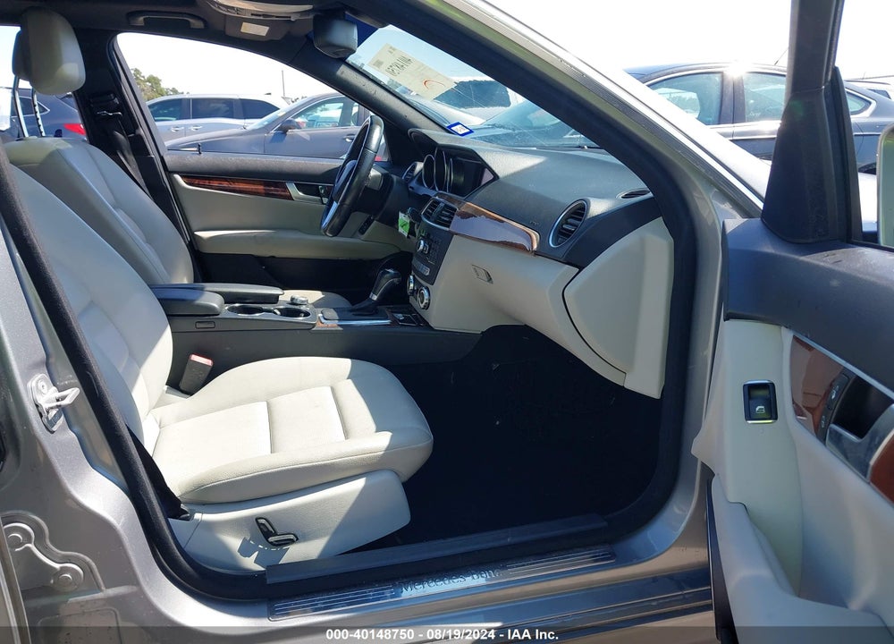 2012 MERCEDES-BENZ C 250 VIN: WDDGF4HB5CR223604