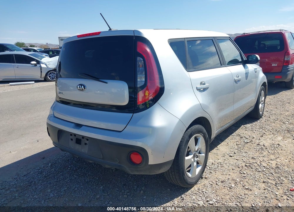 2018 KIA SOUL VIN: KNDJN2A2XJ7596146