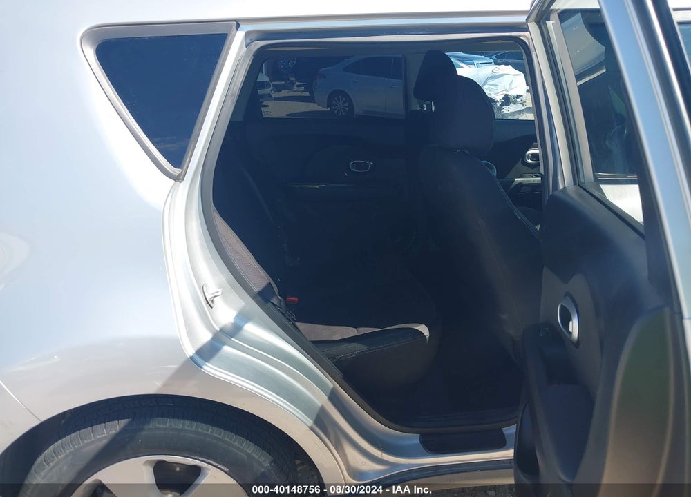 2018 KIA SOUL VIN: KNDJN2A2XJ7596146