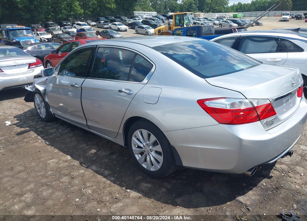 2015 HONDA ACCORD EX-L V-6 VIN: 1HGCR3F88FA030871